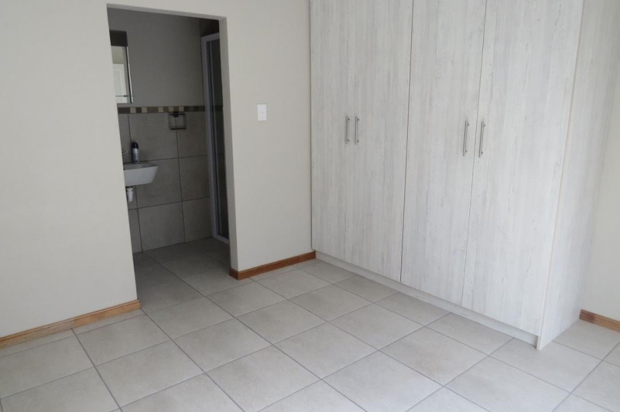 4 Bedroom Property for Sale in Stilbaai Wes Western Cape